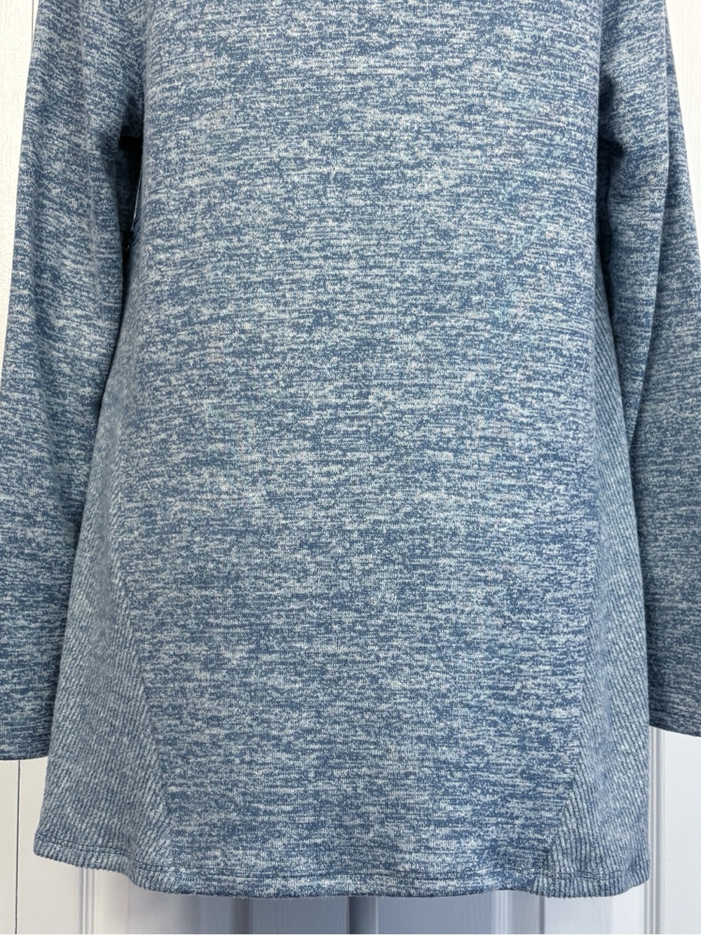 NWT Cable & Gauge Smokey Blue Soft Knit Crochet Lace A-Line Top Large - Picture 16 of 16